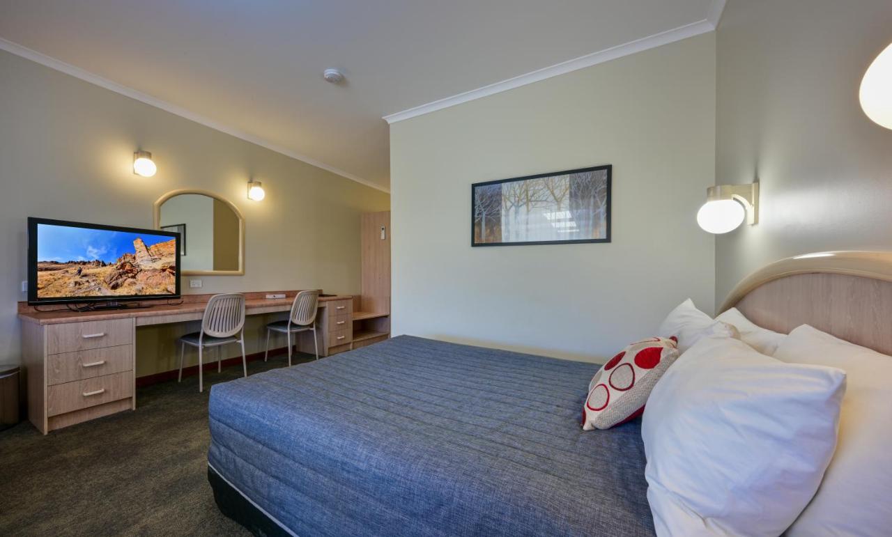 Westland Hotel Motel Уайалла Экстерьер фото
